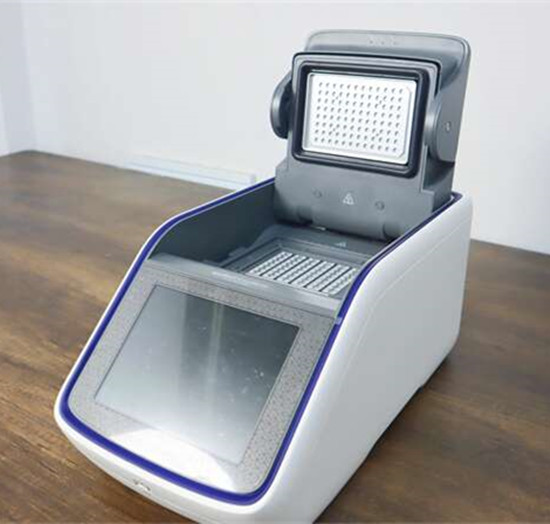 PCR熱循環儀的工作原理及其技術特點